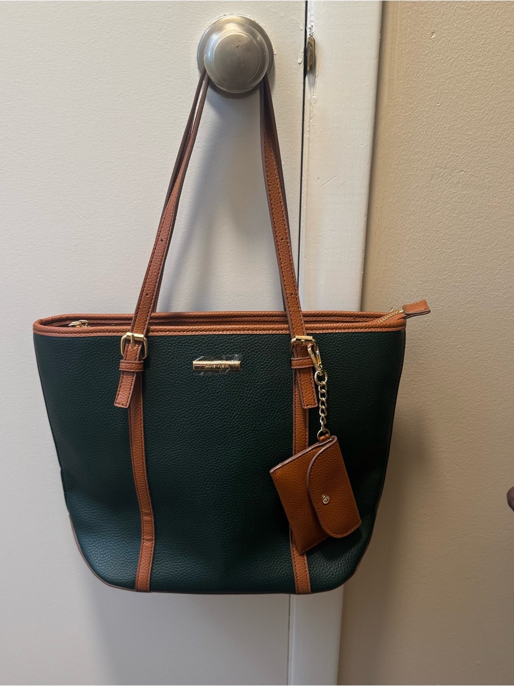 Anne Klein NWOT Faux Leather Forest Green Shoulder Bag Academia Old Money Preppy
